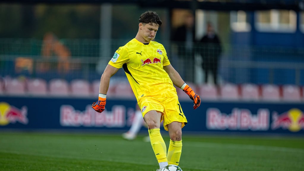 Luca Janosch macht sich warm.