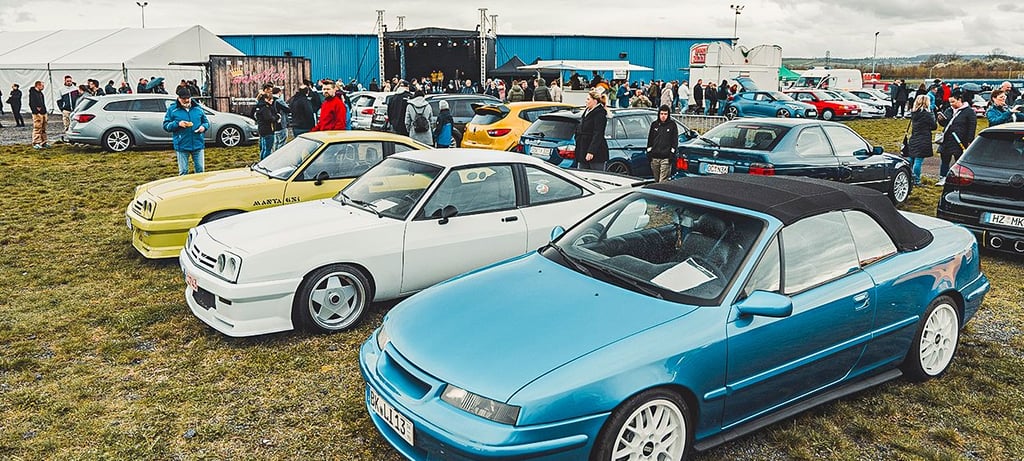 Saisonstart mit dem „Autofrühling“ in der Motorsport-Arena Oschersleben.