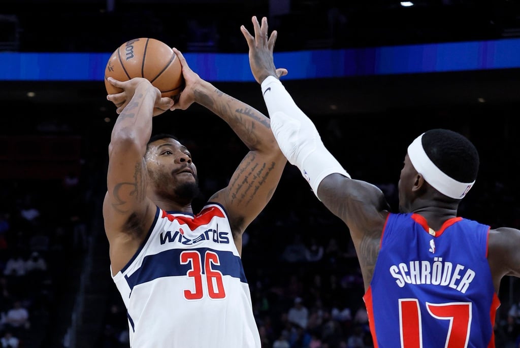 Dennis Schröder ist mit den Detroit Pistons auf Playoff-Kurs.