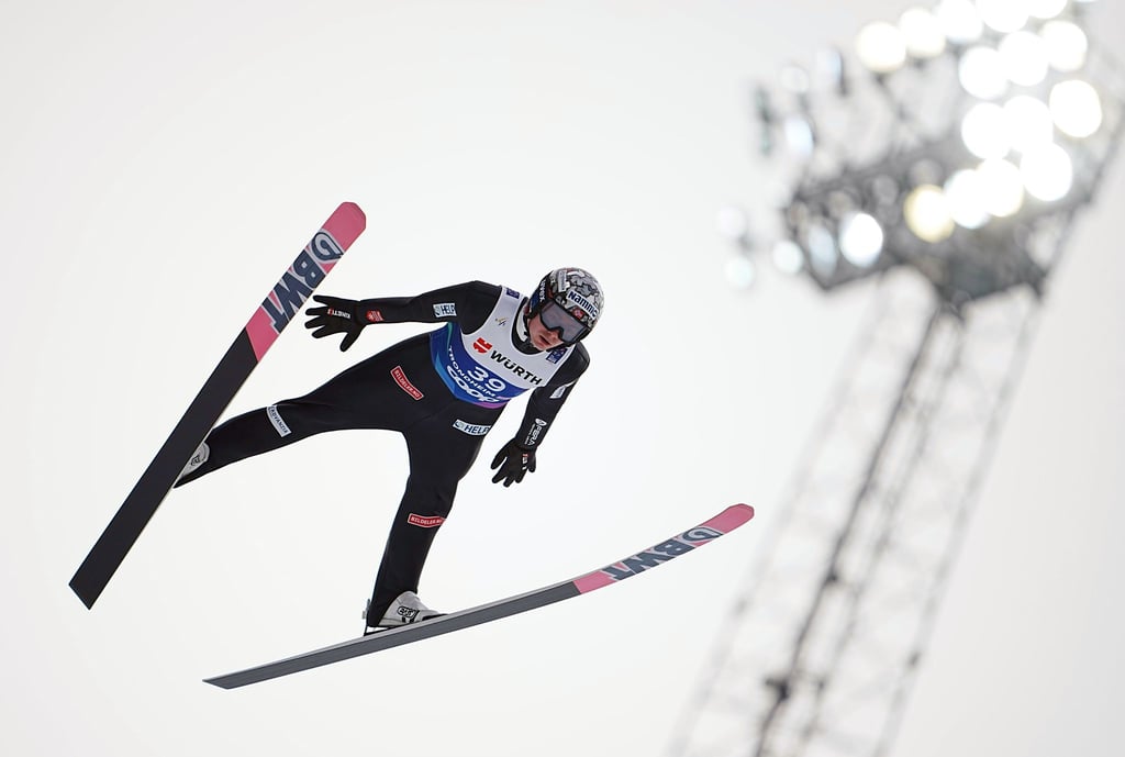 Wurde vorläufig suspendiert: Skispringer Marius Lindvik.