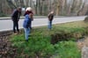 Der Einlauf einer Quelle bei Großgöhren hat die Böschung des Grabens unterspült. Hier wird der UHV schon bald tätig werden. 