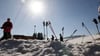 Weiterhin geöffnet bleiben in Sachsens größtem alpinen Skigebiet die Piste 9 und der Lift an der Himmelsleiter. (Archivbild)