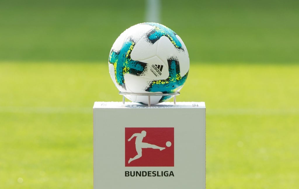 Adidas stellte schon in der Vergangenheit wie hier 2017 den offiziellen Bundesliga-Spielball.