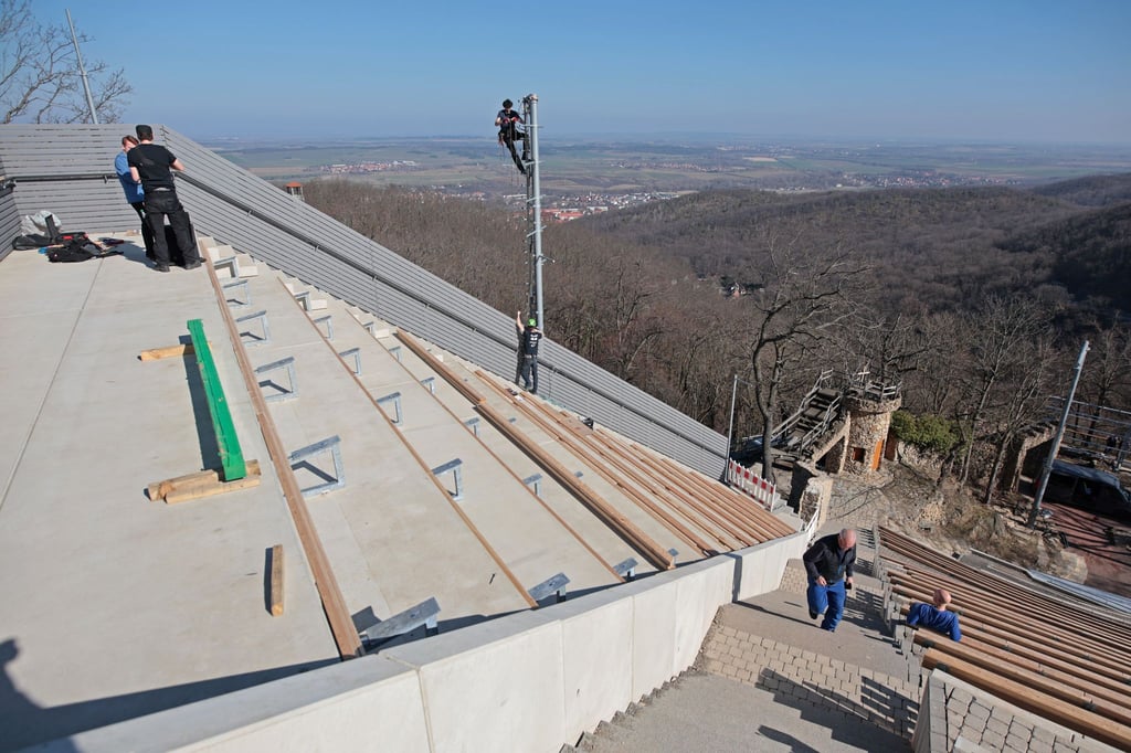 Die Freilichtbühne auf dem Hexentanzplatz steht nach Jahren der Modernisierung und des Umbaus vor der Wiedereröffnung.