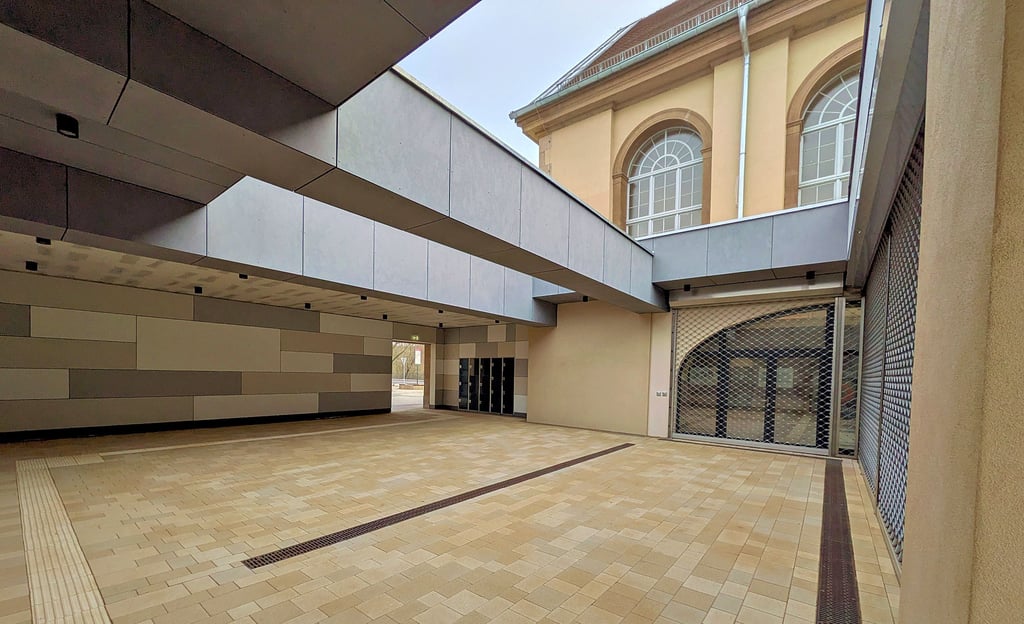 Mit der Freigabe des zweiten 24-Stunden-Zugangs am Zeitzer Bahnhof verbessert sich dessen Attraktivität erheblich.