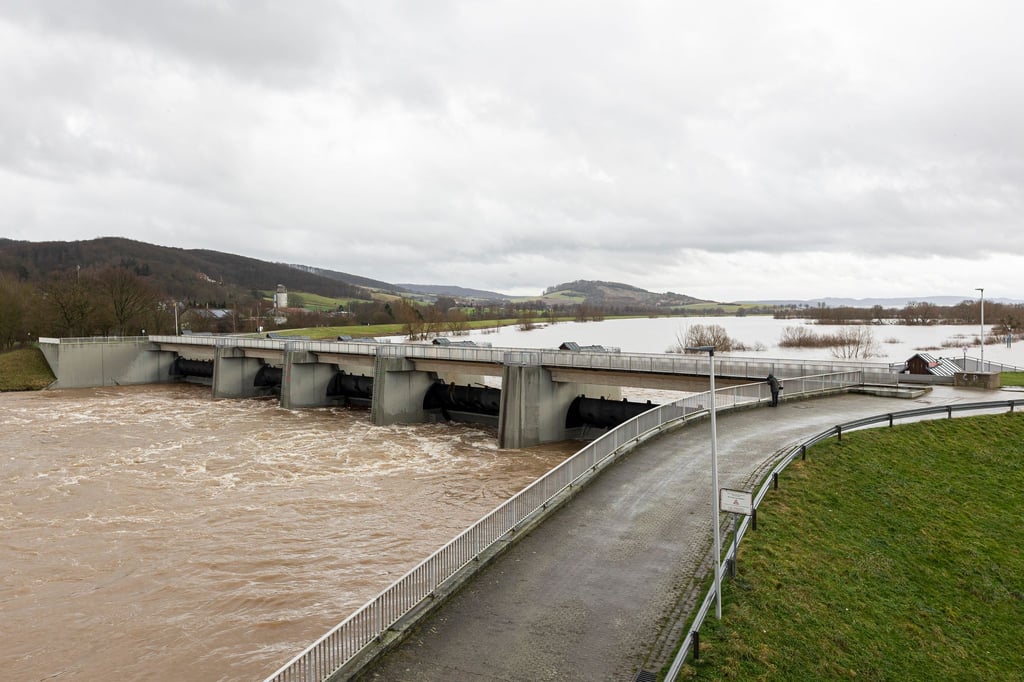 Das Weihnachtshochwasser 2023/24 hatte in Niedersachsen zu großflächigen Überschwemmungen geführt. (Archivbild)