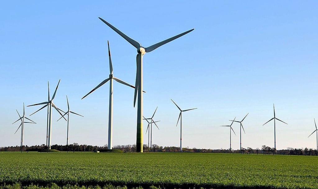 Bürgerinitiative gegen Windräder: Streit um Windpark bei Güterglück ...