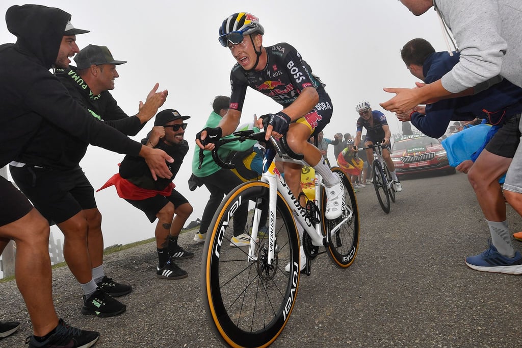 Florian Lipowitz liegt vor der Schlussetappe bei Paris-Nizza auf dem zweiten. Platz.