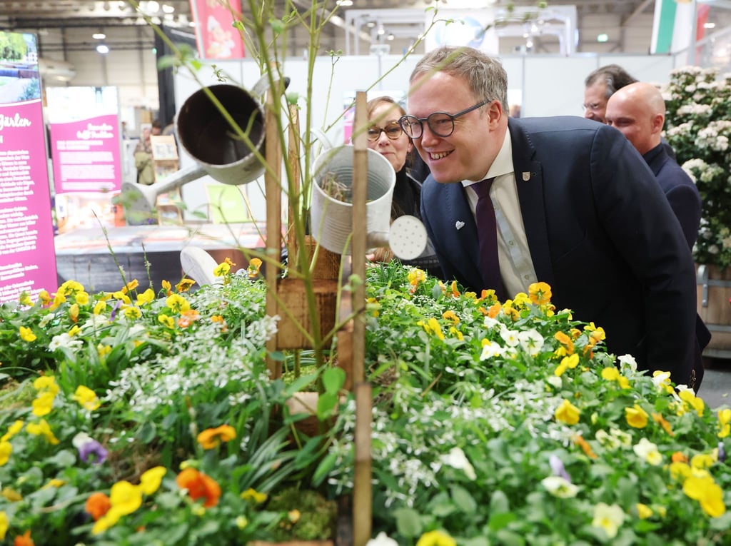 Thüringens Ministerpräsident Mario Voigt (CDU) besuchte die „Thüringen Ausstellung“. (Archivbild)