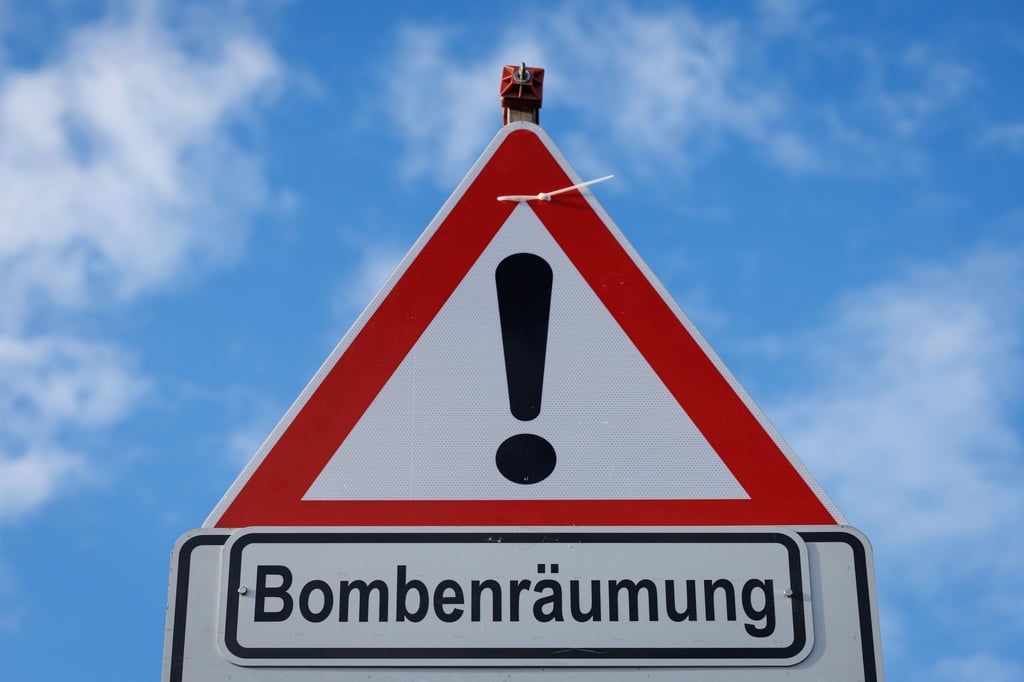 In Osnabrück müssen rund 4.000 Menschen ihre Wohnungen wegen einer Bombenentschärfung verlassen (Symbolbild)