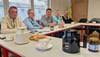 Harald Otte (l.), Ute Gelhart , Gruppensprecher  Jürgen Rosinsky, die Leiterin der Selbsthilfegruppe und Egbert Heidelberger scheuen sich nicht torz ihrer Vergangenheit ihr Gesicht zu zeigen. Sie haben es geschafft, ihr Leben wieder selbst in die Hand zu nehmen. Von ihren Erfahrungen können viele lernen. 