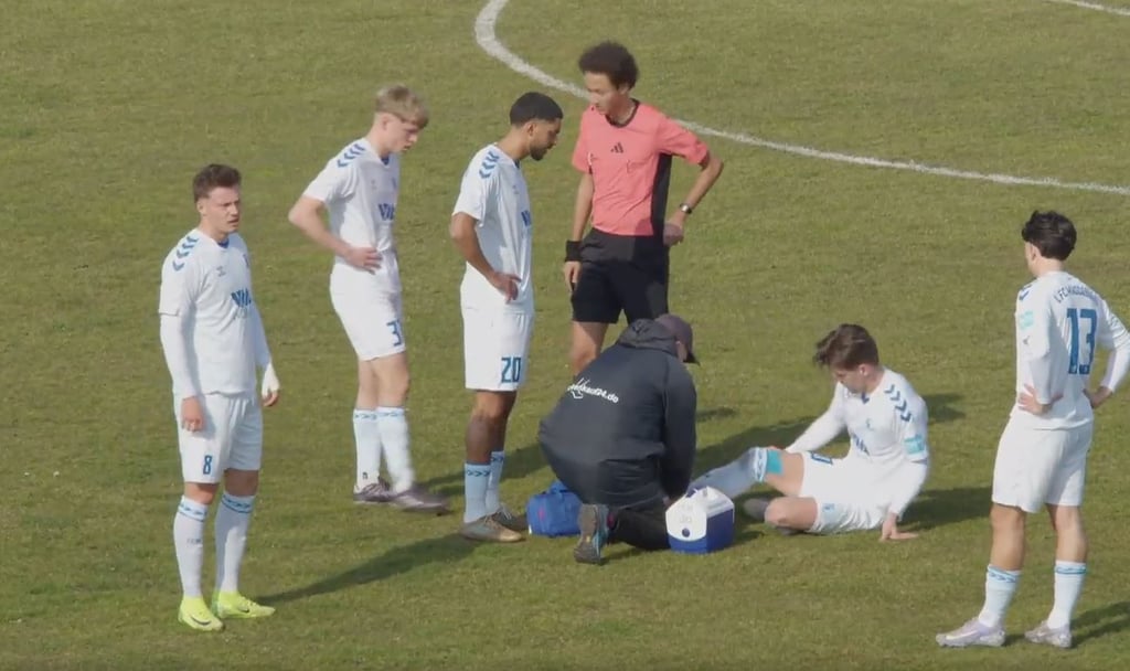 Der 1. FC Magdeburg II hat am Sonntag 2:1 beim VfL Halle 96 gewonnen. Dabei verletzte sich aber Stürmer Enis Bytyqi an der Wade.