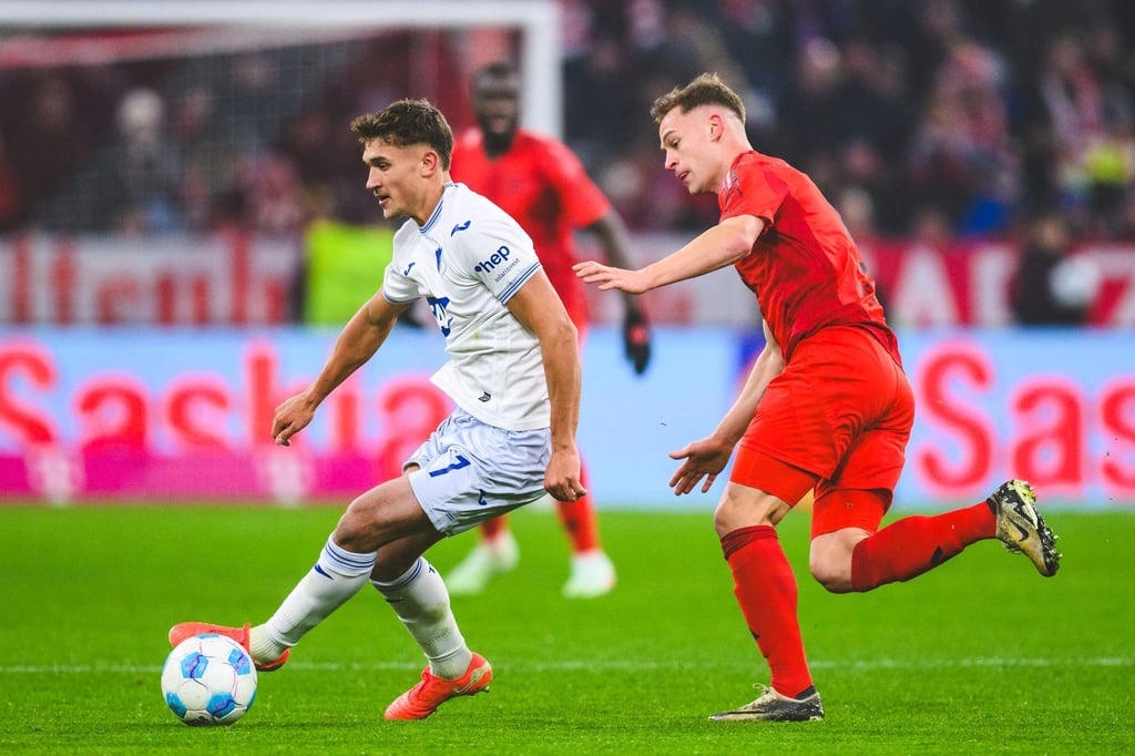 Tom Bischof (l) und Joshua Kimmich sind vom Sommer an Teamkollegen.