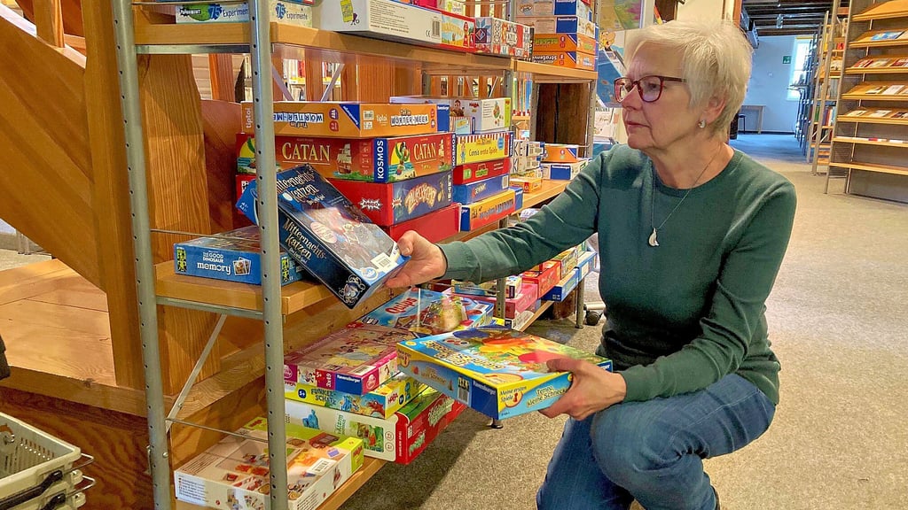 Kersten Walter war Jahrzehntelang die Leiterin der Coswiger Stadtbibliothek. Jetzt geht sie in den wohlverdienten Ruhestand.