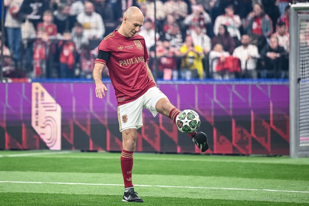 Arjen Robben hebt den Legenden-Status von Thomas Müller hervor.
