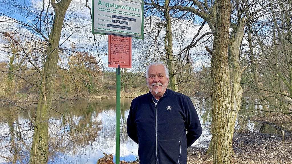 Um den Mühlenteich in Bodendorf kümmere sich der Anglerverein schon seit Jahrzehnten, sagt Dietrich Koch.