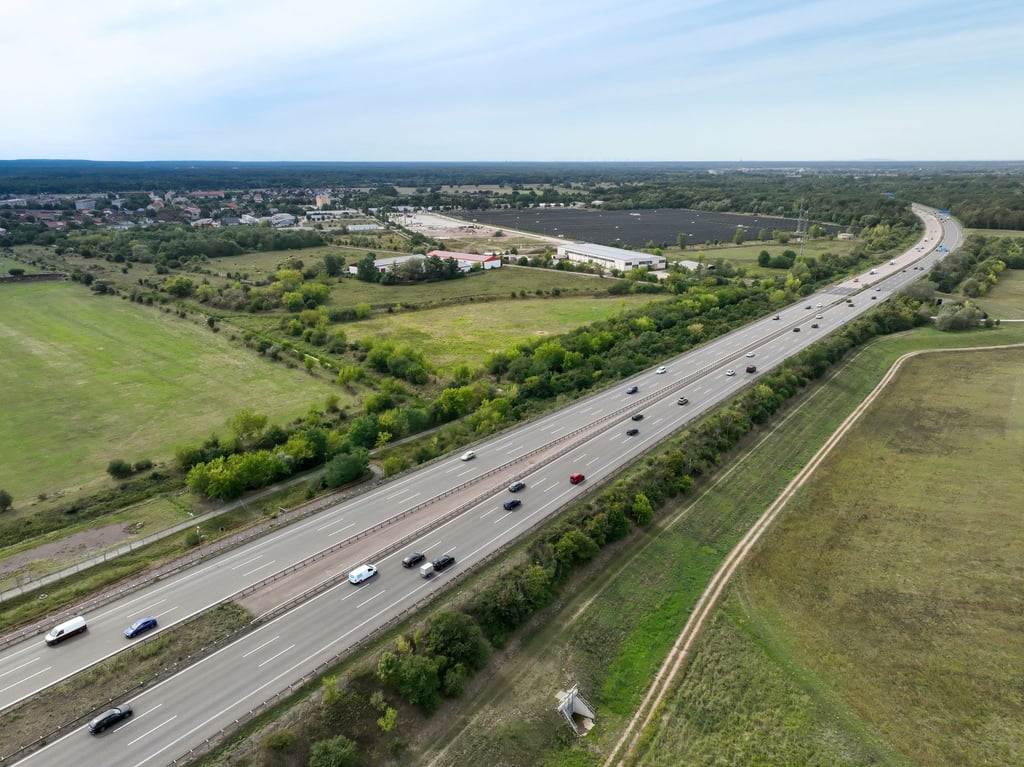 Über zehn Kilometer Baustelle auf der A9 bis Dezember. (Archivbild)