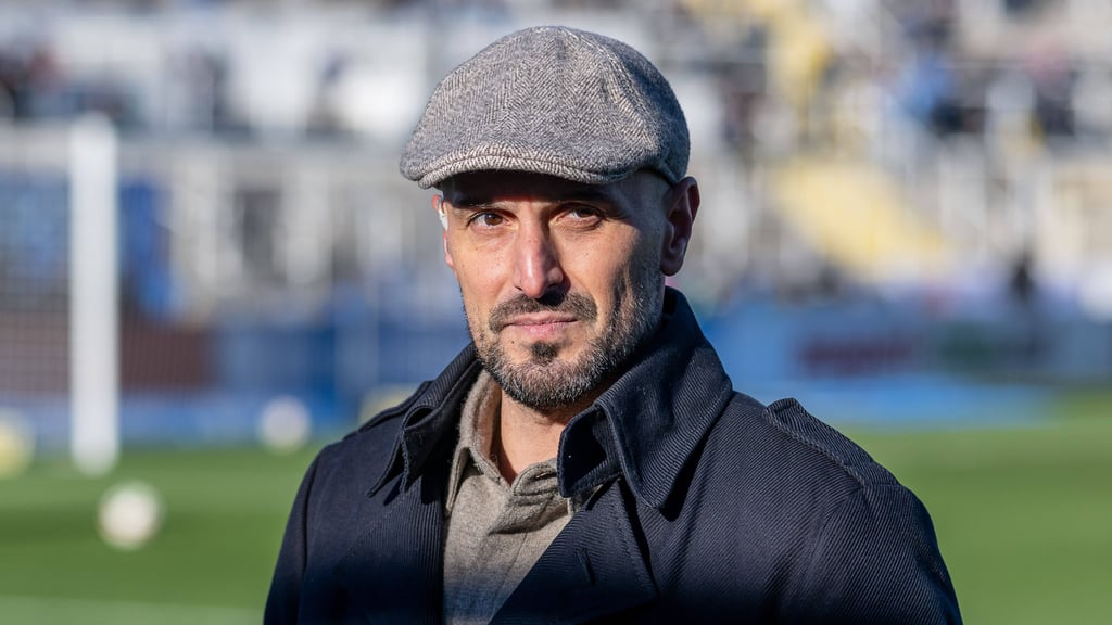 In der Zwickmühle: U21-Nationaltrainer Antonio Di Salvo.