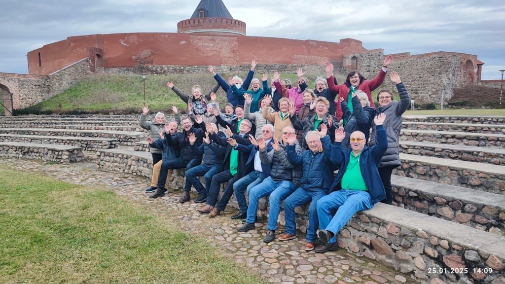 Zum Austausch trafen sich Mitglieder des Buhlendorfer Kultur- und Heimatvereins mit Lindauer Heimatvereinsmitgliedern.