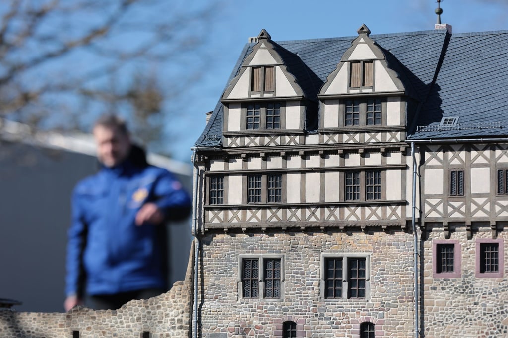 Am 5. April beginnt im Bürger- und Miniaturenpark Wernigerode die Saison, die bis 2. November dauern soll. Im vergangenen Jahr verbuchte das Garten- und Erlebnisgelände mit mehr als 167.000 Besucherinnen und Besuchern das bisher beste Jahr.