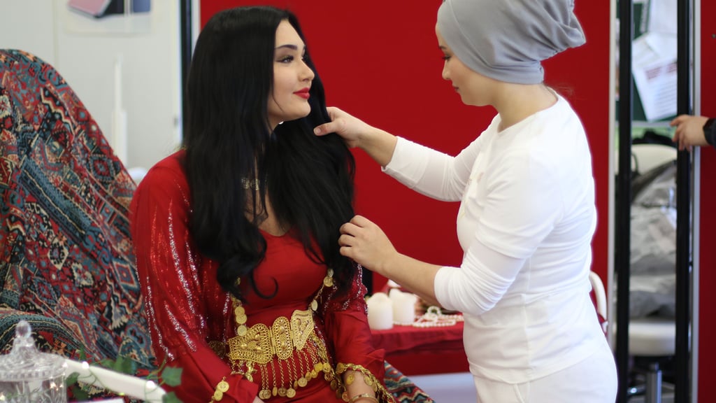 Habiba Panahi gewinnt mit Prinzessin Jasmina Dreweck die Abstimmung, welche der Kosmetikerinnen in der zweiten Woche die schönste Prinzessin am Berufsschulzentrum in Stendal schafft.