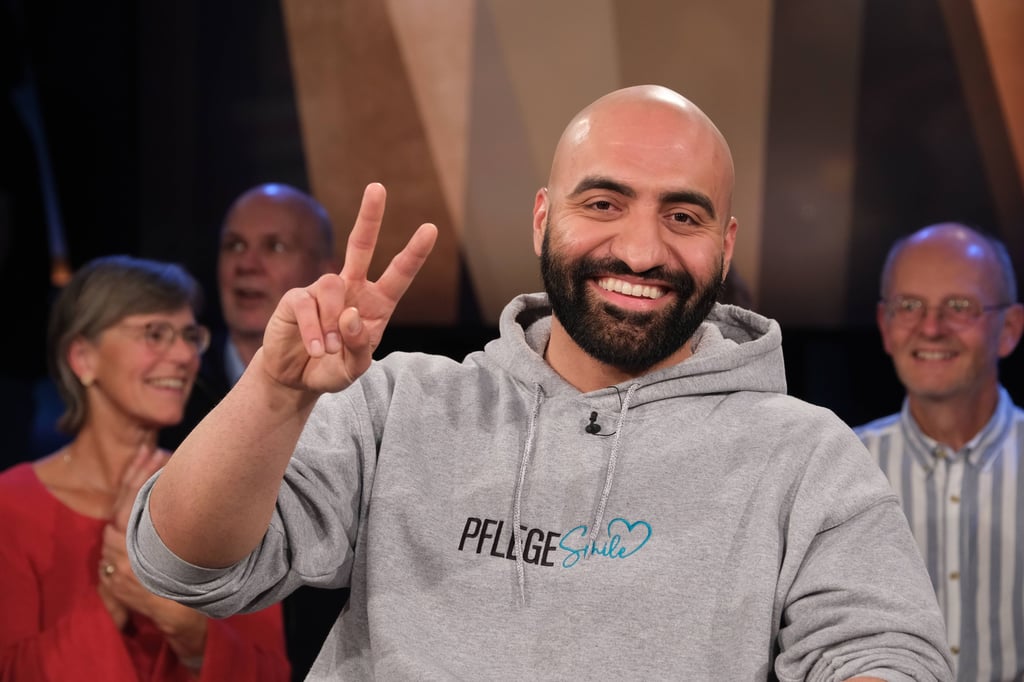 Pfleger Rashid Hamid in der NDR Talk Show.