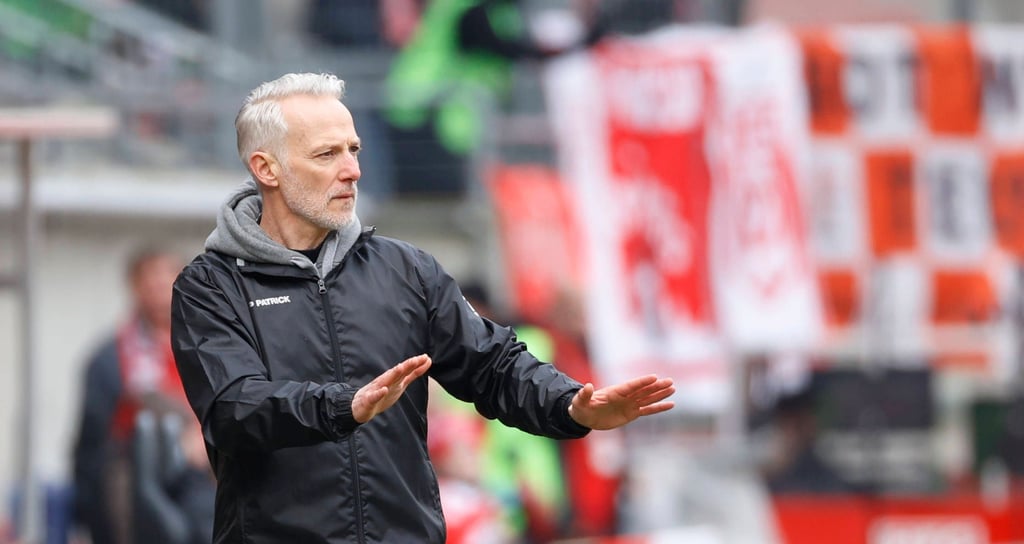 HFC-Trainer Mark Zimmermann versucht, trotz der prekären Personallage bei den Rot-Weißen, die Ruhe zu bewahren.