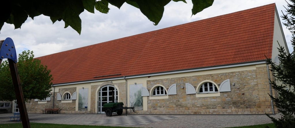 Auch von außen ist die Festscheune in Röblingen ein Schmuckstück.