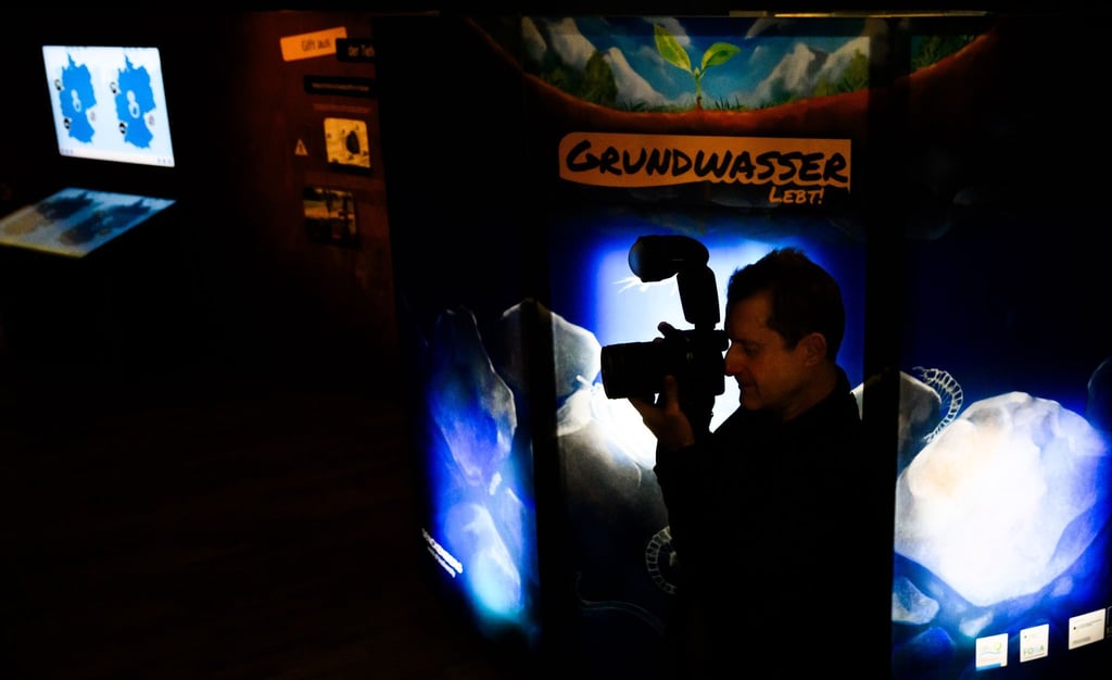 Grundwasser ist Lebenselixier. Das lernen die Besucher einer Ausstellung in Hannover.