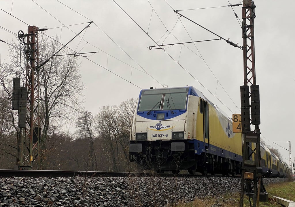 Pendler brauchen wegen der Störung zwischen Celle und Eschede wohl noch länger starke Nerven. (Archivbild)
