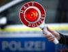 Nahe des Kreuzes Rippachtal auf der A9 bei Weißenfels hat die Polizei einen Autofahrer gestoppt, der laut den Beamten aus körperlichen Gründen gar nicht mehr fahrtüchtig ist (Symbolfoto). 
