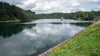 Erholungsort und wichtige Trinkwasserquelle der Region: die Talsperre Mauthaus in Oberfranken.