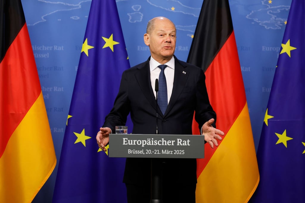 „Immer locker zu bleiben“ sei eine Lehre aus Scholz' Zeit an Brüssler Gipfeltischen, sagte der Bundeskanzler selbst.
