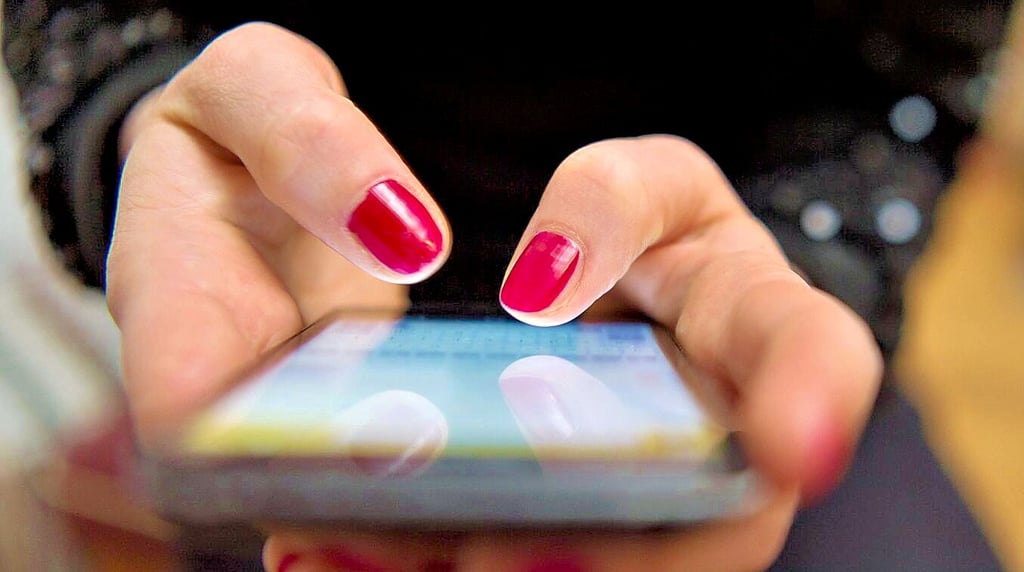 Unzählige Frauen tappen offenbar in die Love- oder Romance-Scamming-Falle.
