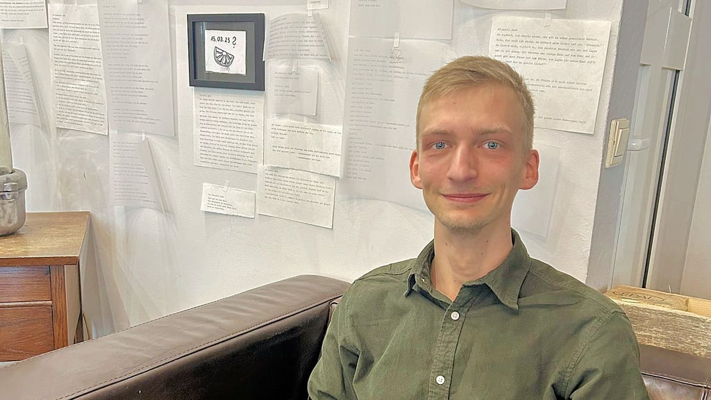 Der 30-jährige Magdeburger Jan Goertz ist seit vielen Jahren DJ und hat nun auch ein Plattenlabel gegründet.