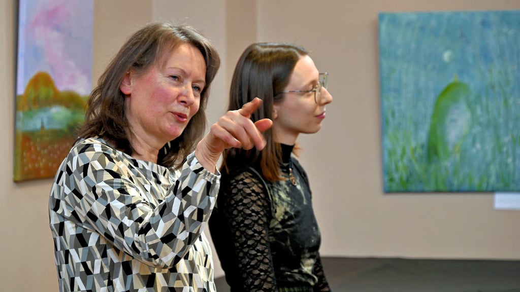Zwei Künstlerinnen, zwei Generationen, eine Familie: Heike und Lea Wolff (rechts).
