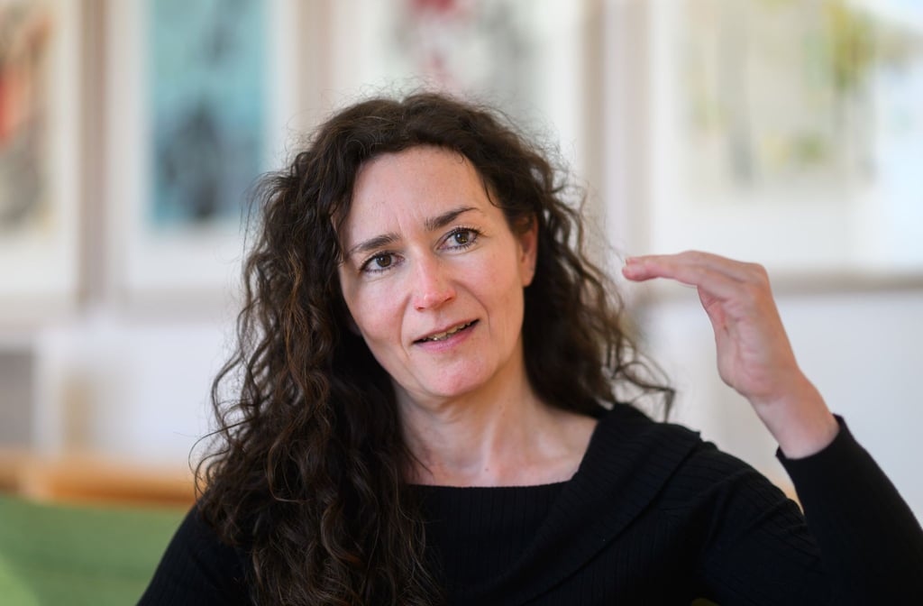 Sachsens Justizministerin Constanze Geiert wirbt für eine verständliche Sprache in allen Bereichen der Justiz.