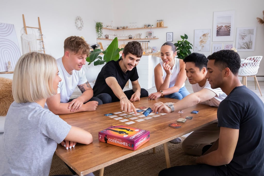 Verkaufsschlager: Das Spiel „Codenames“ kam in unterschiedlichen Variationen - auch als erfolgreiche digitale App - heraus und ist mittlerweile in 47 Sprachen verfügbar.