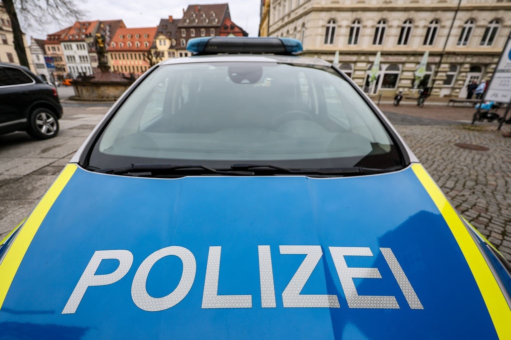 Die Polizei konnte drei der vier Männer festnehmen. (Symbolbild)