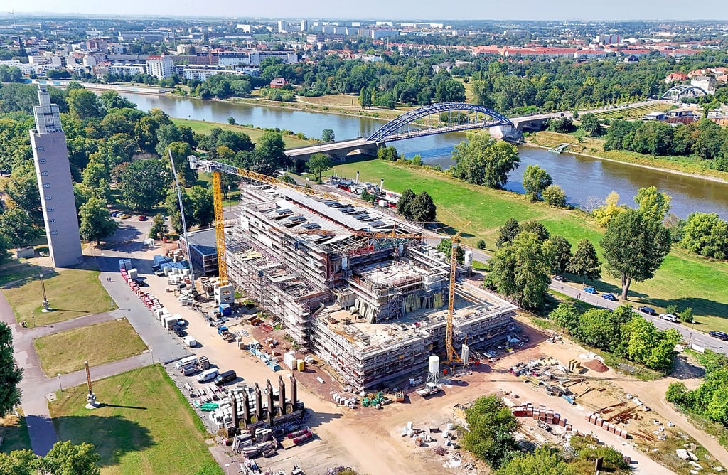 Die Stadthalle in Magdeburg wird saniert. Das gesamte Areal zu bewerben, ist Teil des Tourismuskonzepts.