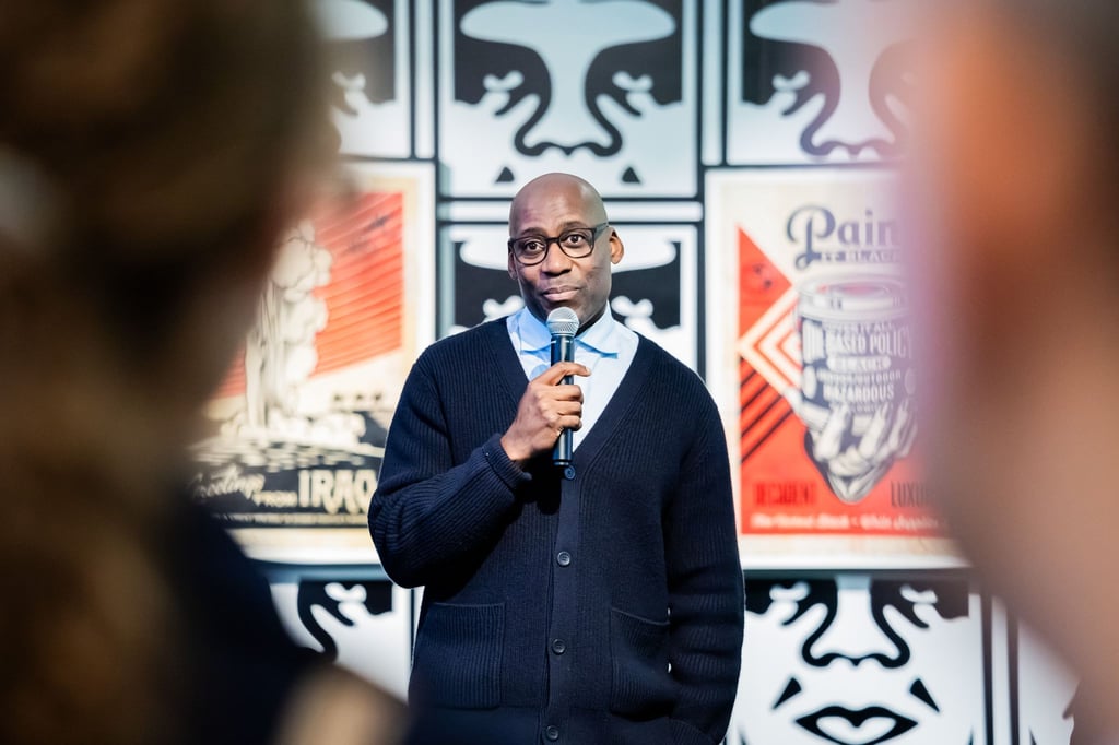 Senator Chialo im Museum Urban Nation.