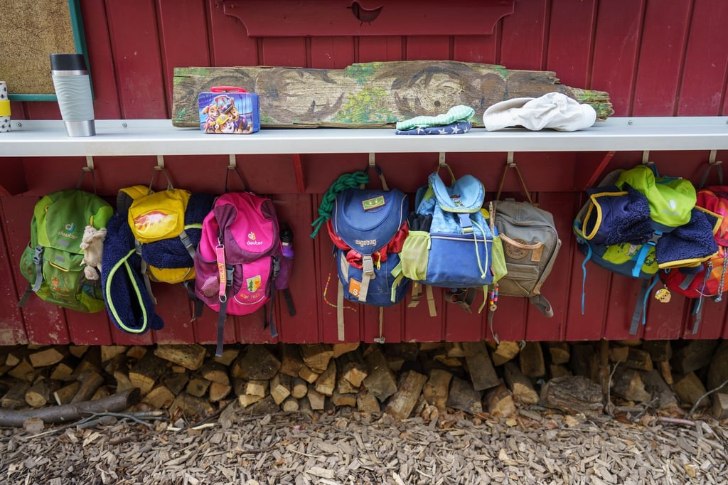 Laut Umfrage unter Kitaleitungen erschweren mehrere Faktoren eine Natur-Bildung der Jüngsten. (Symbolbild)