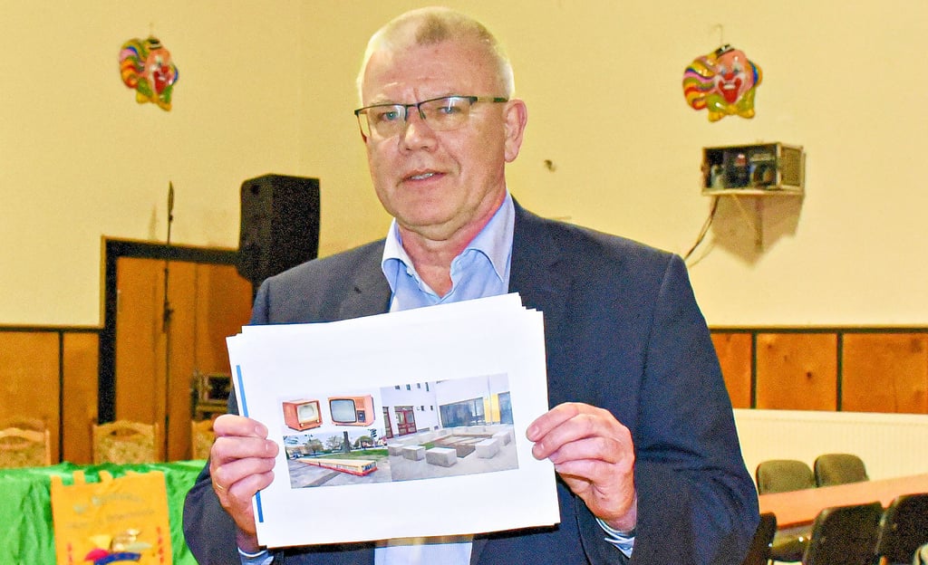 Der Vorsitzende des Vereins Pegasus, Michael Hauschild, engagiert sich gemeinsam mit der Wohnungsbaugesellschaft Staßfurt in Staßfurt-Nord. In der Projektwerkstatt des Vereins LAG Börde, Bode, Auen in Groß Börnecke stellte er ein neues Projekt vor.