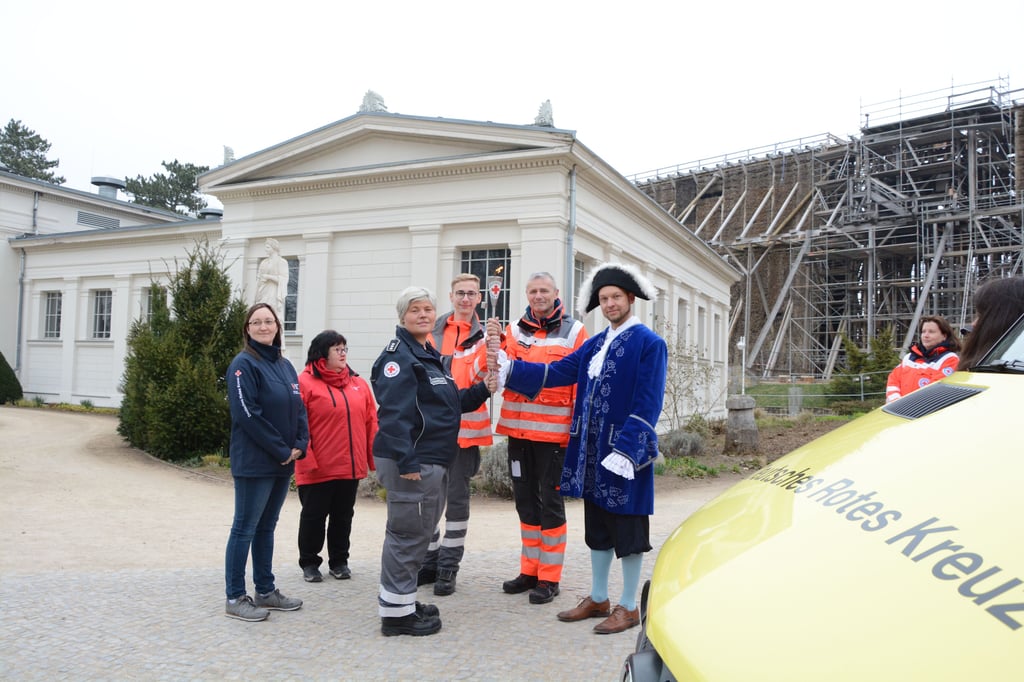 Im Kurpark in Schönebeck wurde die Flamme übergeben.