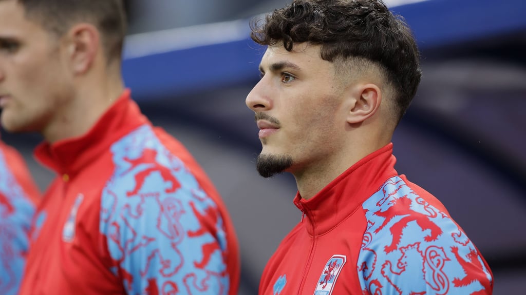 FCM-Spieler Eldin Dzogovic im Trikot der luxemburgischen Nationalmannschaft.