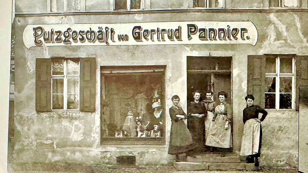 Ein Bild aus der Gründerzeit des heutigen Geschäftes „Putz-Dora“. Dazu ist im Jessener Heimatkalender auch eine Geschichte erschienen.