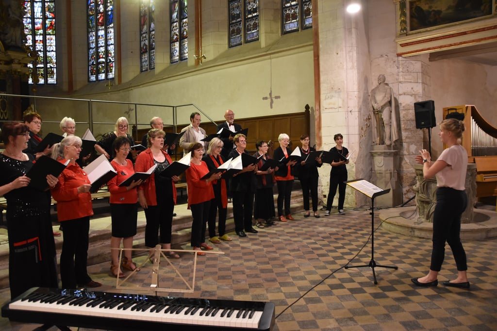 Der Städtische Singverein Eisleben bei einem Auftritt.