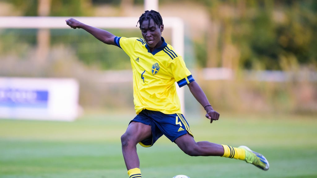 Wechselt zu RB: Schwedens Jugendnationalspieler Warren Ngana