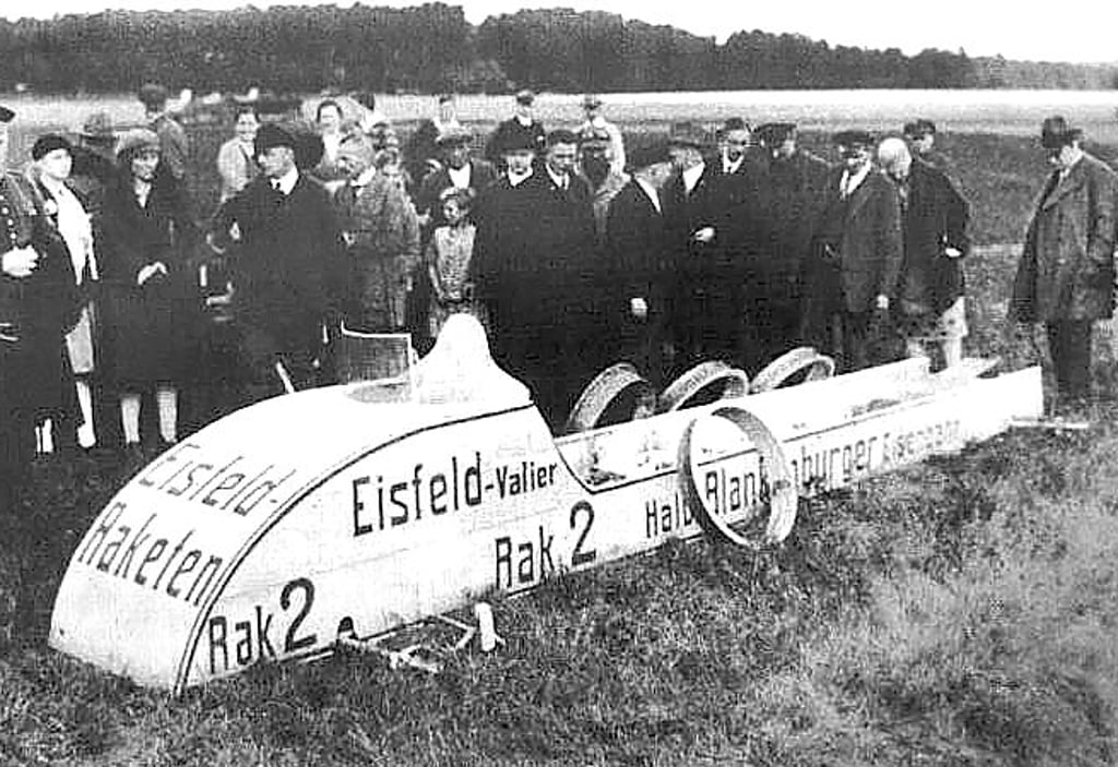 1928 war ein Schienenraketenwagen aus Silberhütte 253 km/h schnell.
