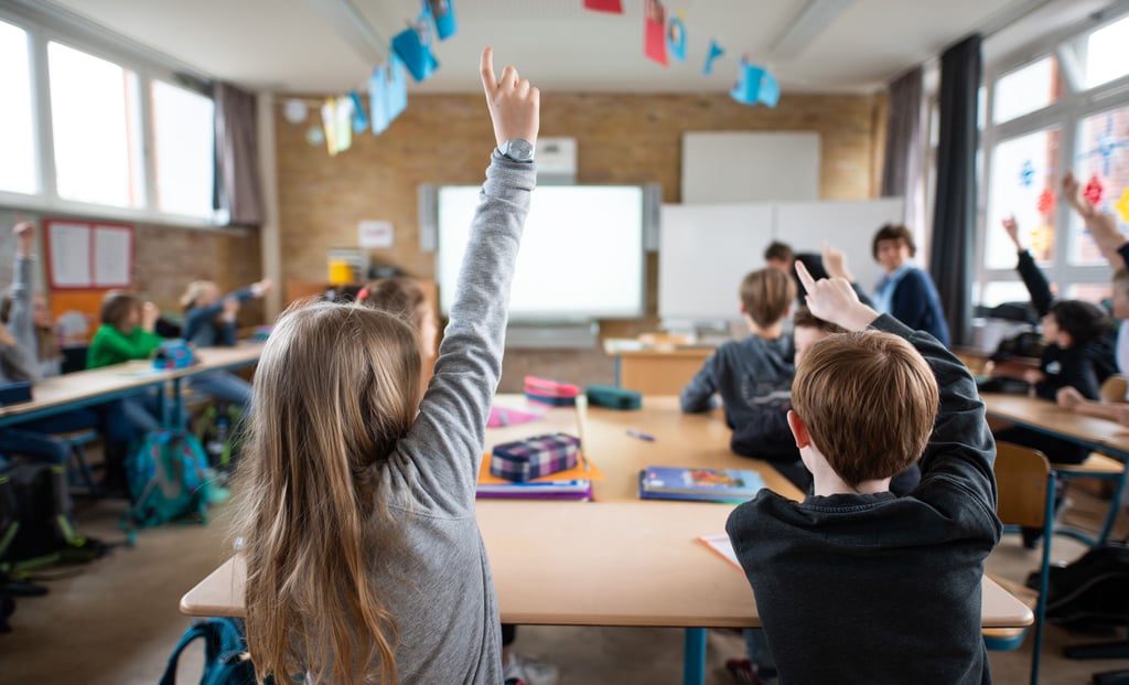 Die Schulplatzvergabe für die fünften Klassen in Magdeburg sorgt für Frust. Die Stadtverwaltung wird für acht kommunale Schulen ein Losverfahren vornehmen müssen.